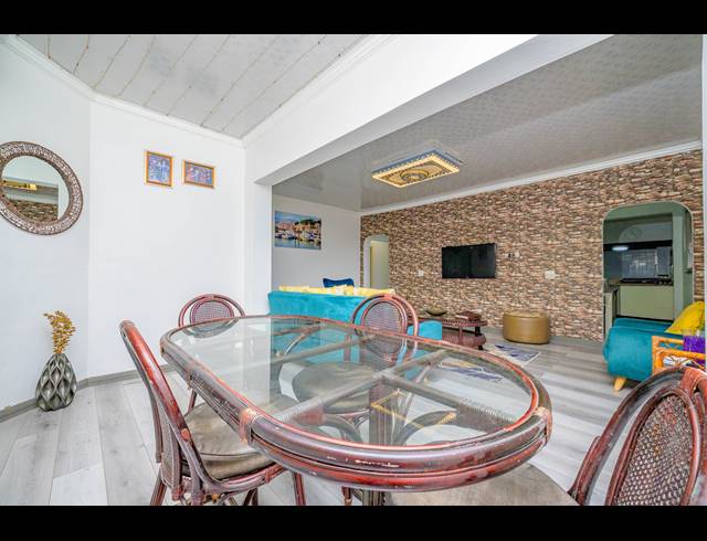 4 BEDROOM HOUSE FOR SALE IN MOUNT VERNON